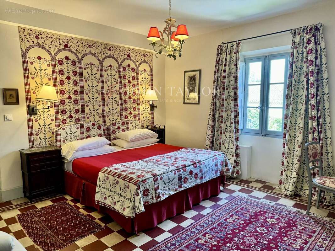 Vente bastide authentique du XVIe siècle – Cœur du Port de Sorgues - photo 9
