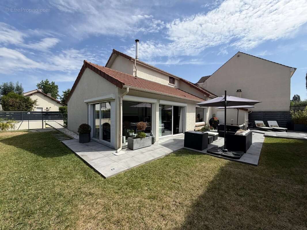 Maison à LA VERRIERE