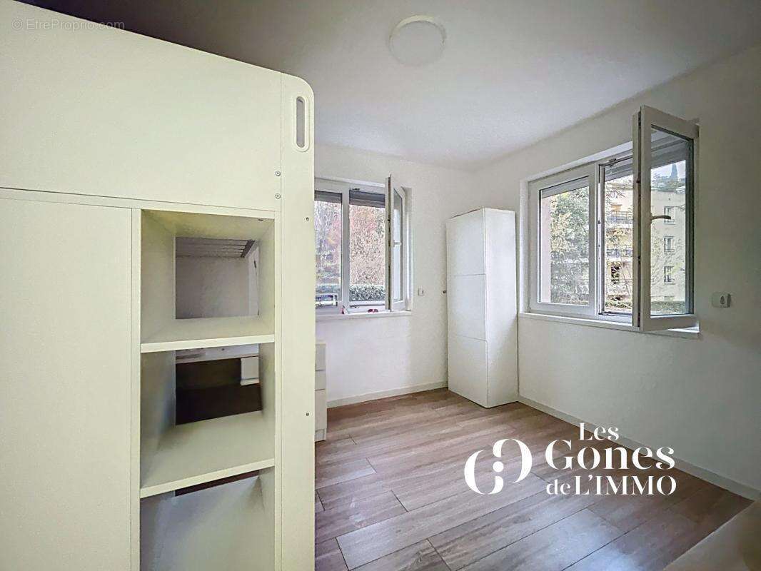 Maison à TASSIN-LA-DEMI-LUNE