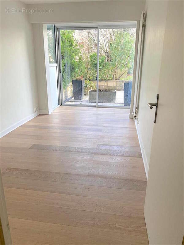 Appartement à SAINT-CLOUD