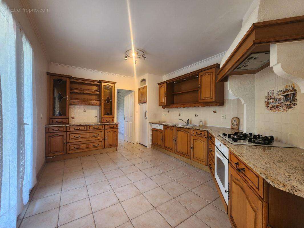 Maison traditionnelle 134 m² sur terrain de 877 m², sans vis-à-vis - photo 9