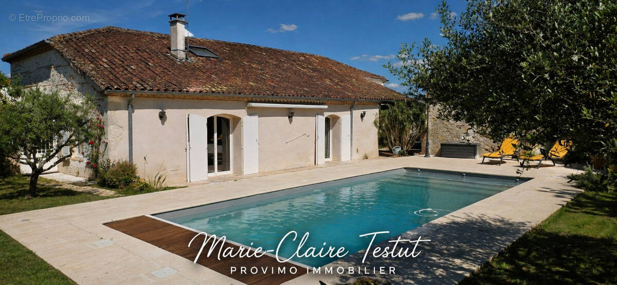 Maison à LE PASSAGE