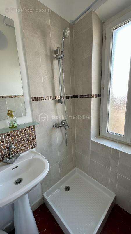Coup de cœur assuré pour cette maison de village pleine de charme ! - photo 11
