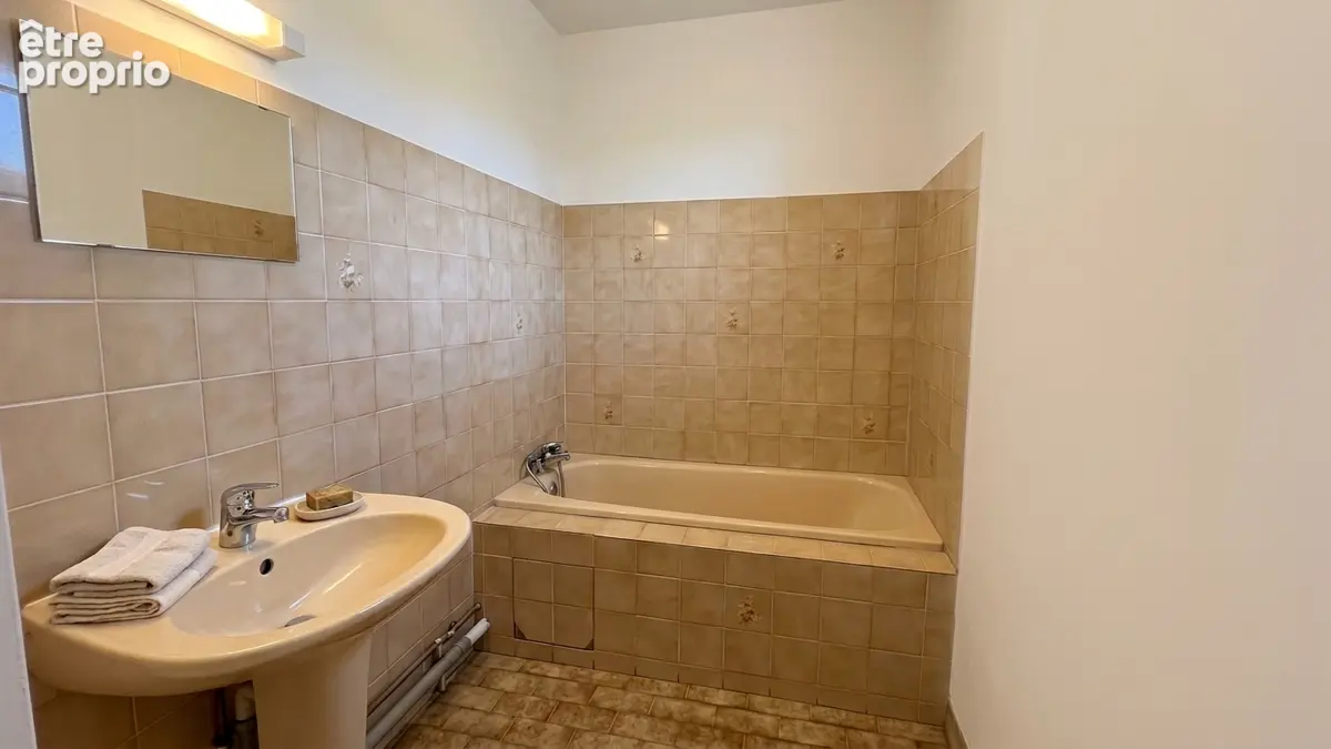 Appartement 3 pièces à vendre à Marseille - Dernier étage avec balcon et terrasse - photo 6