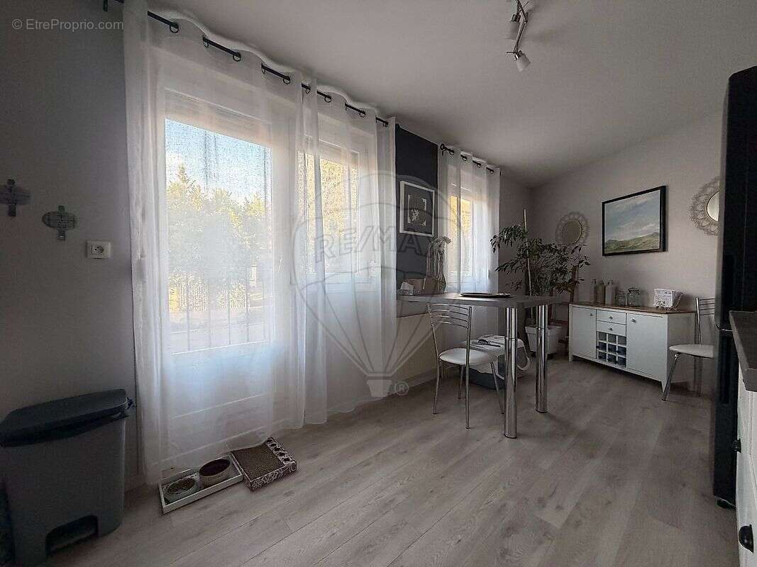 Appartement à SAINT-ANDRE-LES-VERGERS