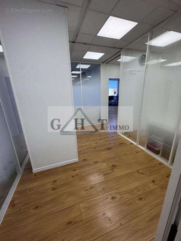 Commerce à MAISONS-ALFORT