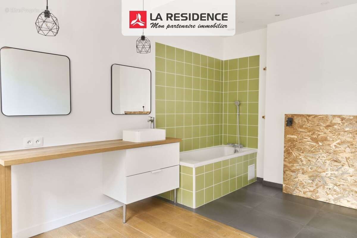 Maison à ISSY-LES-MOULINEAUX