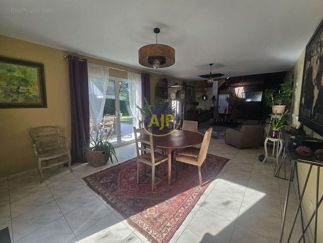 Maison à GUEMENE-PENFAO