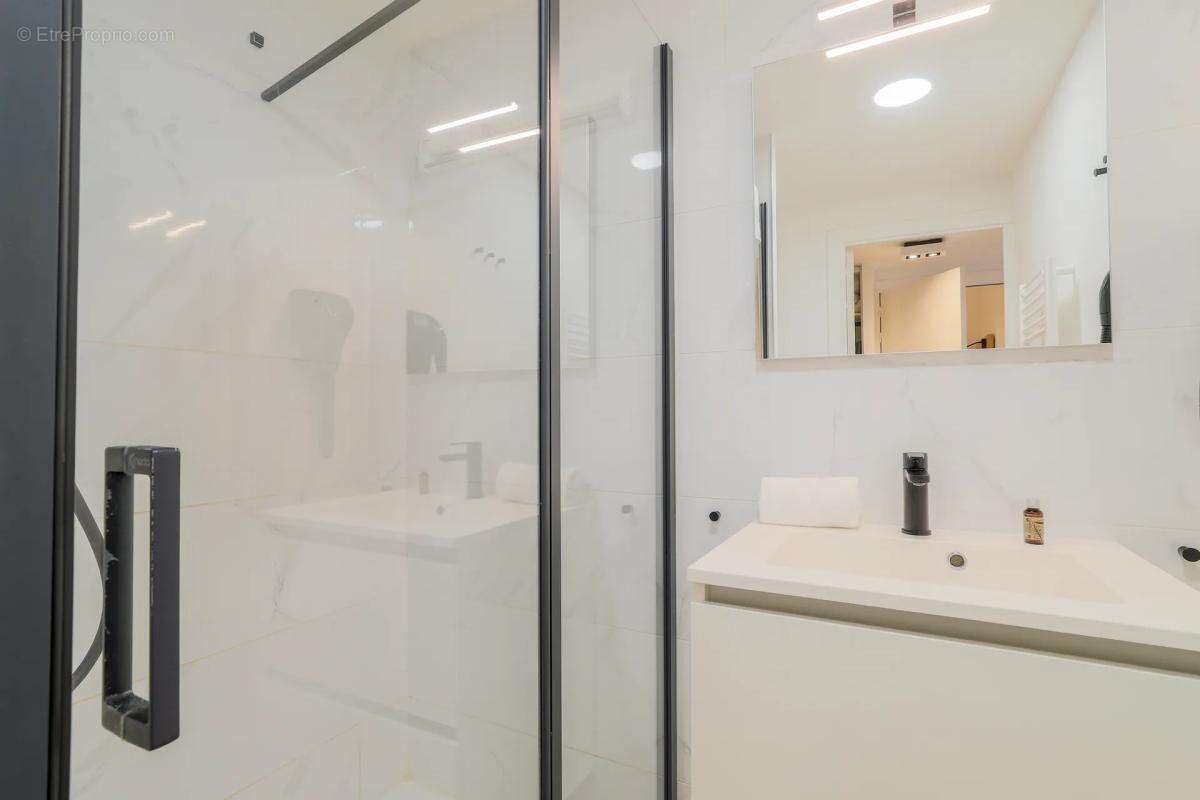 Appartement à CAMIERS