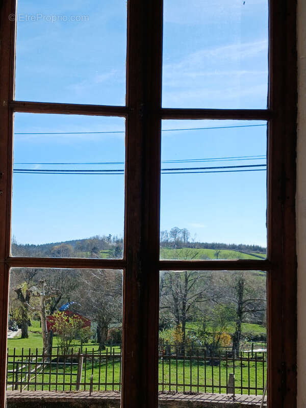 Maison à SAINT-LEGER-DE-FOUGERET