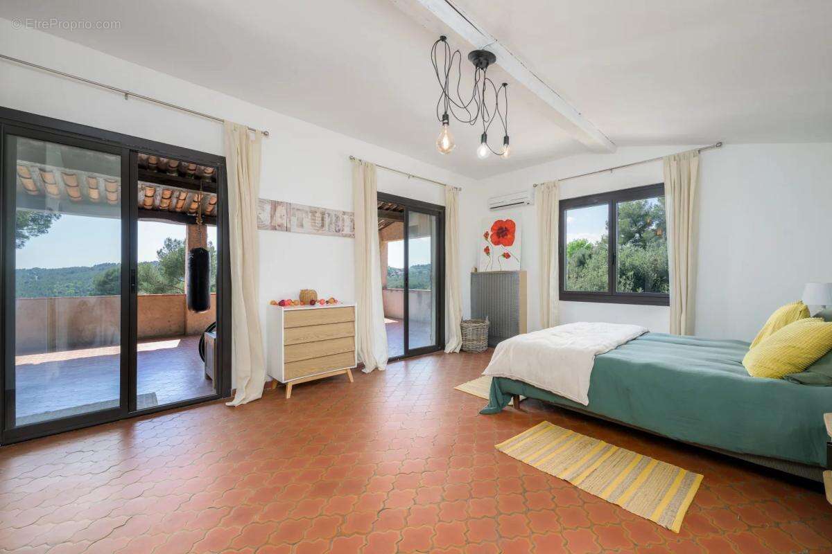 Maison à BIOT