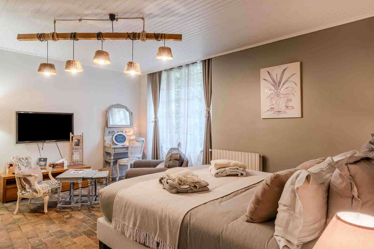 Maison à RIS-ORANGIS