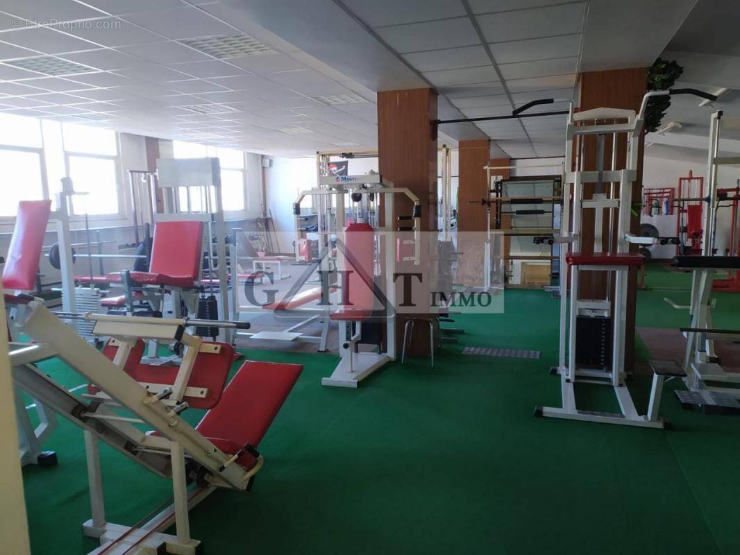 Commerce à MONTFERMEIL