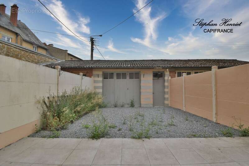 Appartement à VOUZIERS