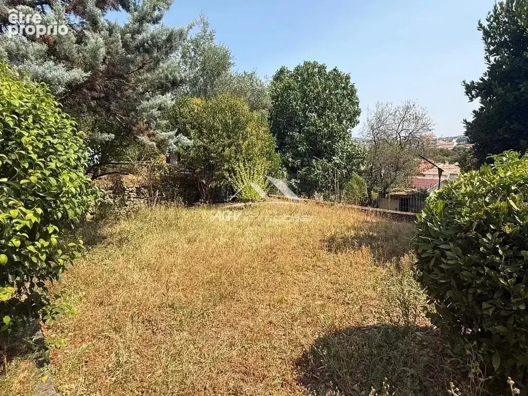 Alès - Maison au calme avec garage - photo 17
