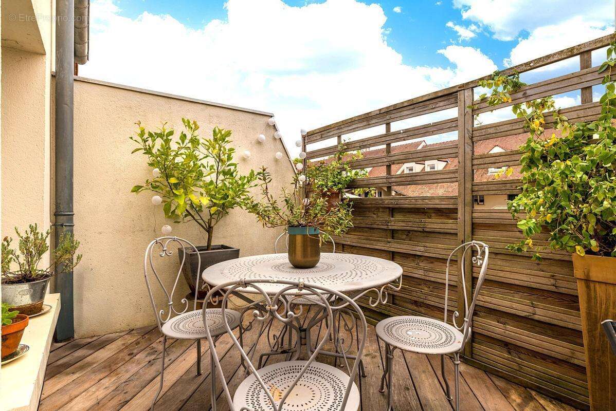 Appartement à SAINT-NOM-LA-BRETECHE