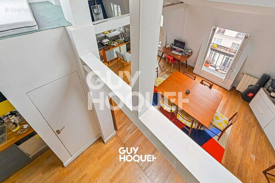 Appartement à PARIS-10E