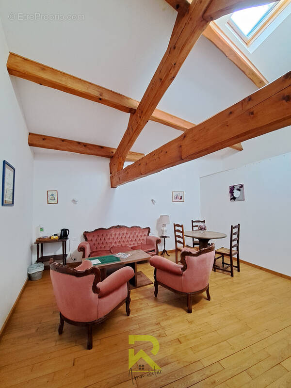 Maison à CRUZY