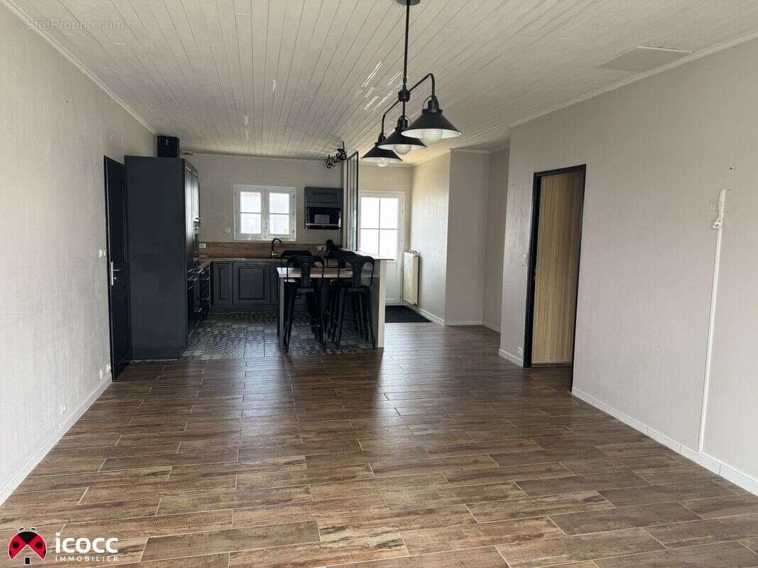 Maison 122 m² à L'aiguillon-Sur-Mer  - photo 4