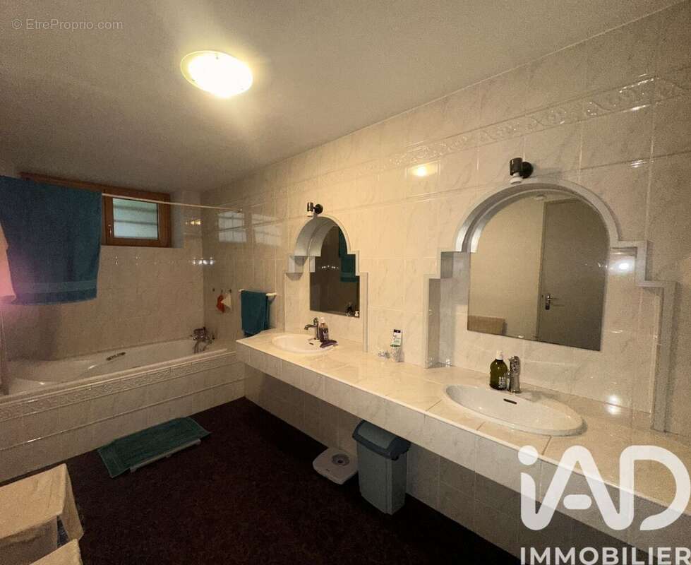 Photo 7 - Maison à CHEVILLON