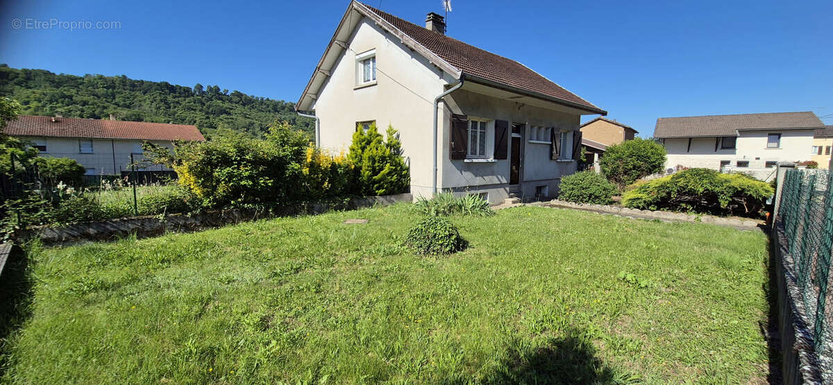 Maison à SAINT-SAVIN