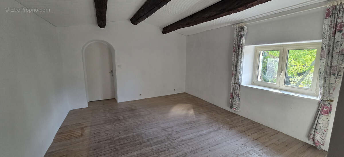 Maison à GRIGNAN