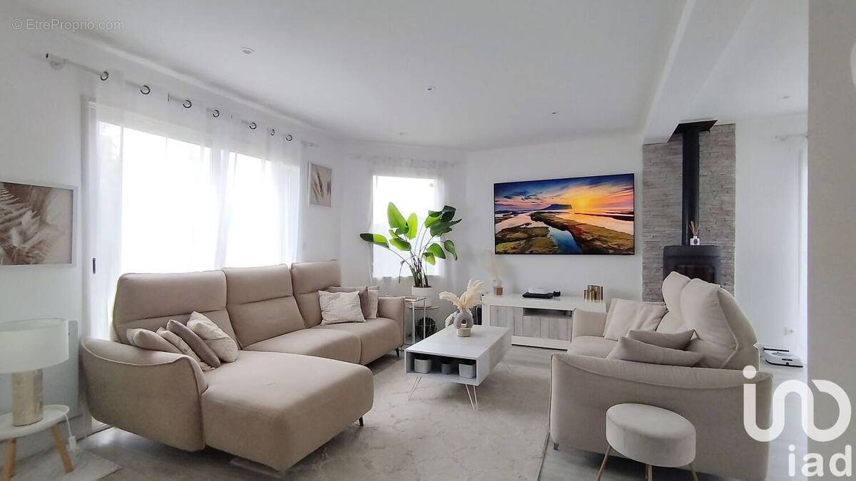 Photo 1 - Maison à SOTTEVILLE-SOUS-LE-VAL