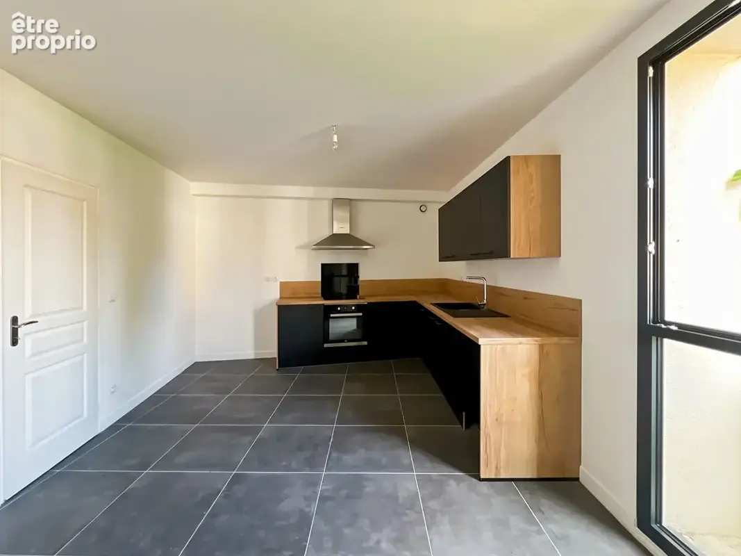 Maison - Mantes La Ville - 90m² - photo 4