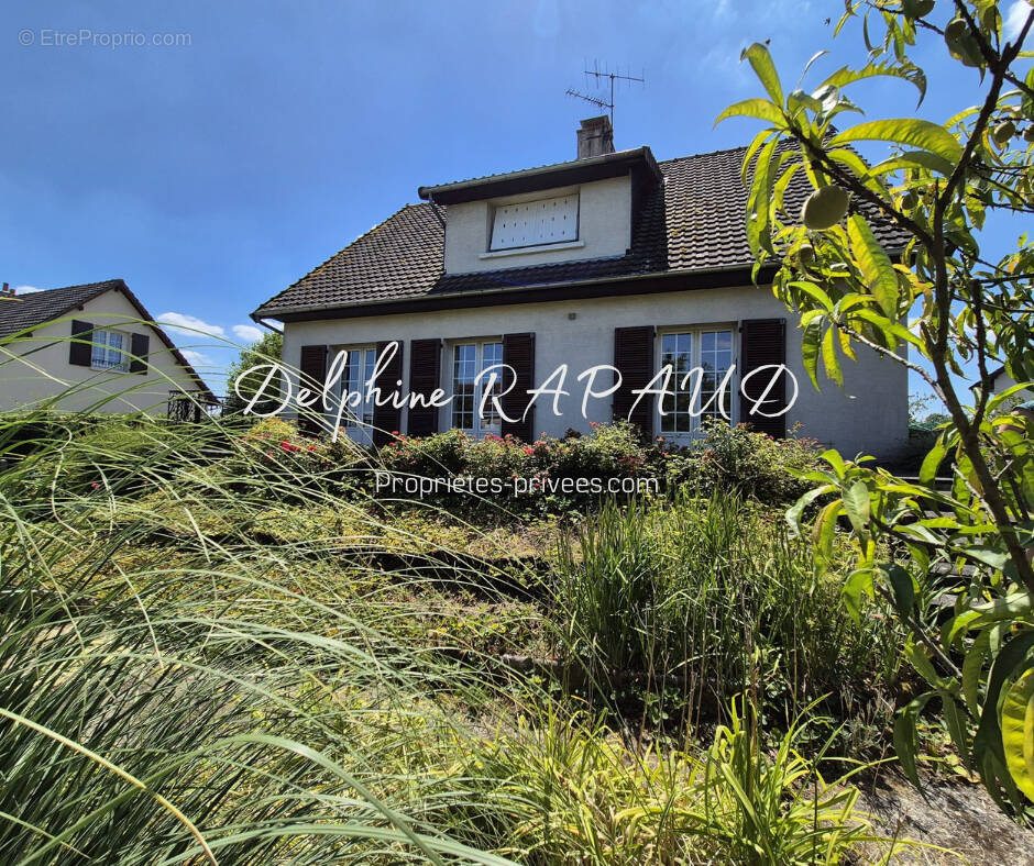 Maison à BERD'HUIS