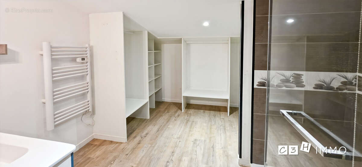 Appartement à MAUZAC