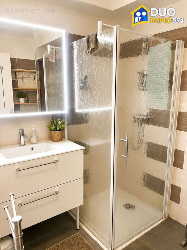 Appartement 85 m² à Saint-Paul  - photo 4