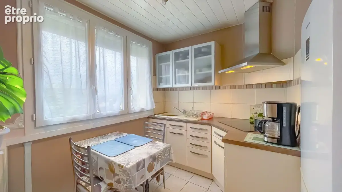 À vendre   Appartement T2 avec balcon, cave et parking   Quartier Maillets / Les Fontenelles   Le Mans - photo 2
