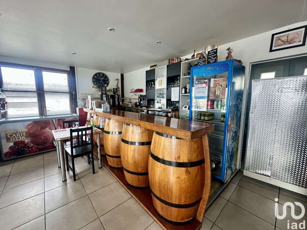 Photo 4 - Commerce à COUTURES