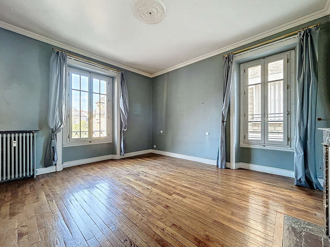 Appartement à BRIVE-LA-GAILLARDE