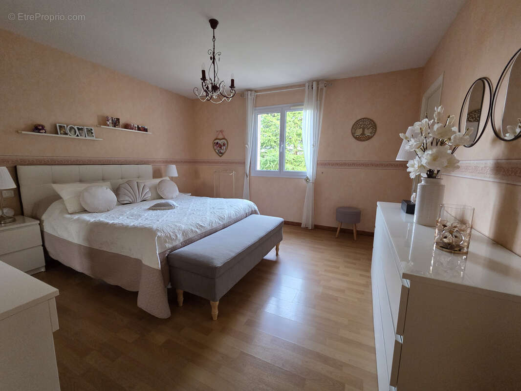 Maison à BELLERIVE-SUR-ALLIER