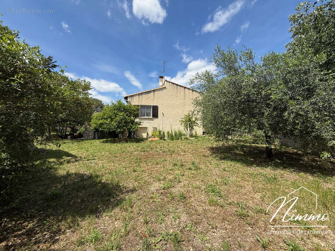 Nimes caremeau maison p4 de 110m2 avec terrasse et garage en exclusivite - photo 15