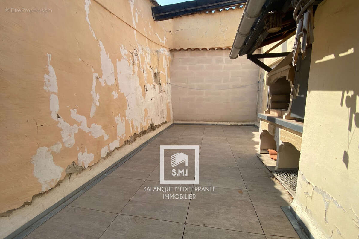 Maison 69 m² à Saint-Laurent-De-La-Salanque  - photo 2