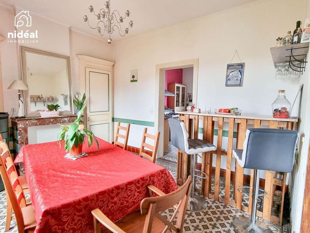 Maison à FERRIERE-LA-GRANDE