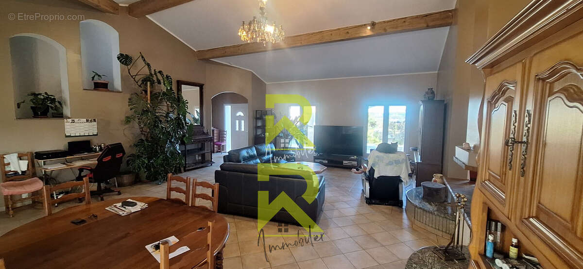 Maison à LEZIGNAN-CORBIERES
