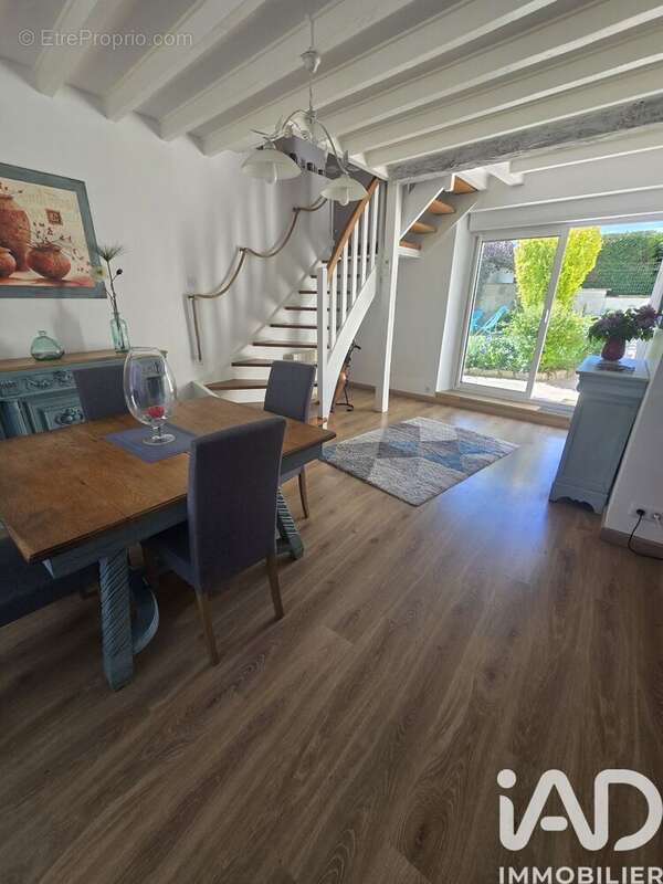 Maison 135 m² à Passy-Grigny  - photo 2