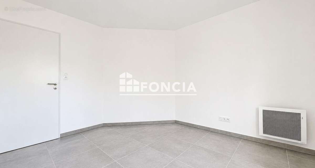 Appartement à VIAS