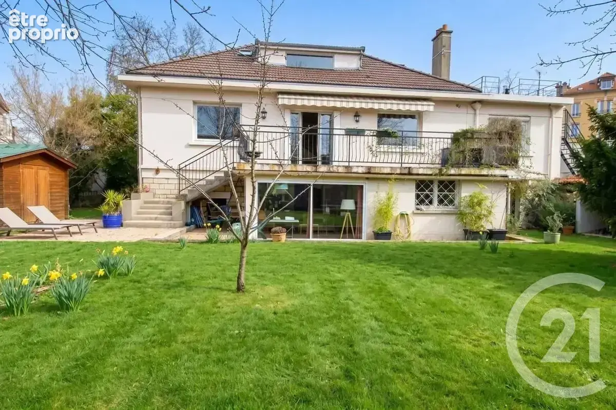 Photo Maison à Saint-Maur-Des-Fosses au prix de 1 140 000€
