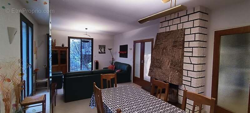 Maison à PERRIER