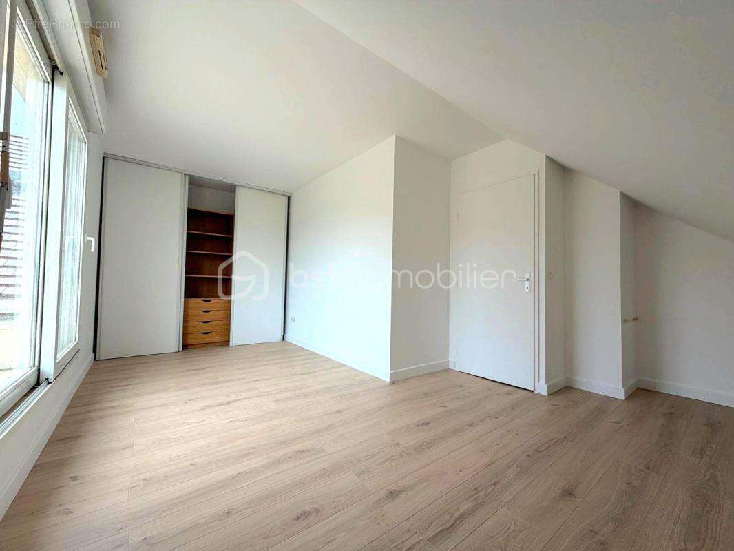 Appartement à SOISY-SUR-SEINE