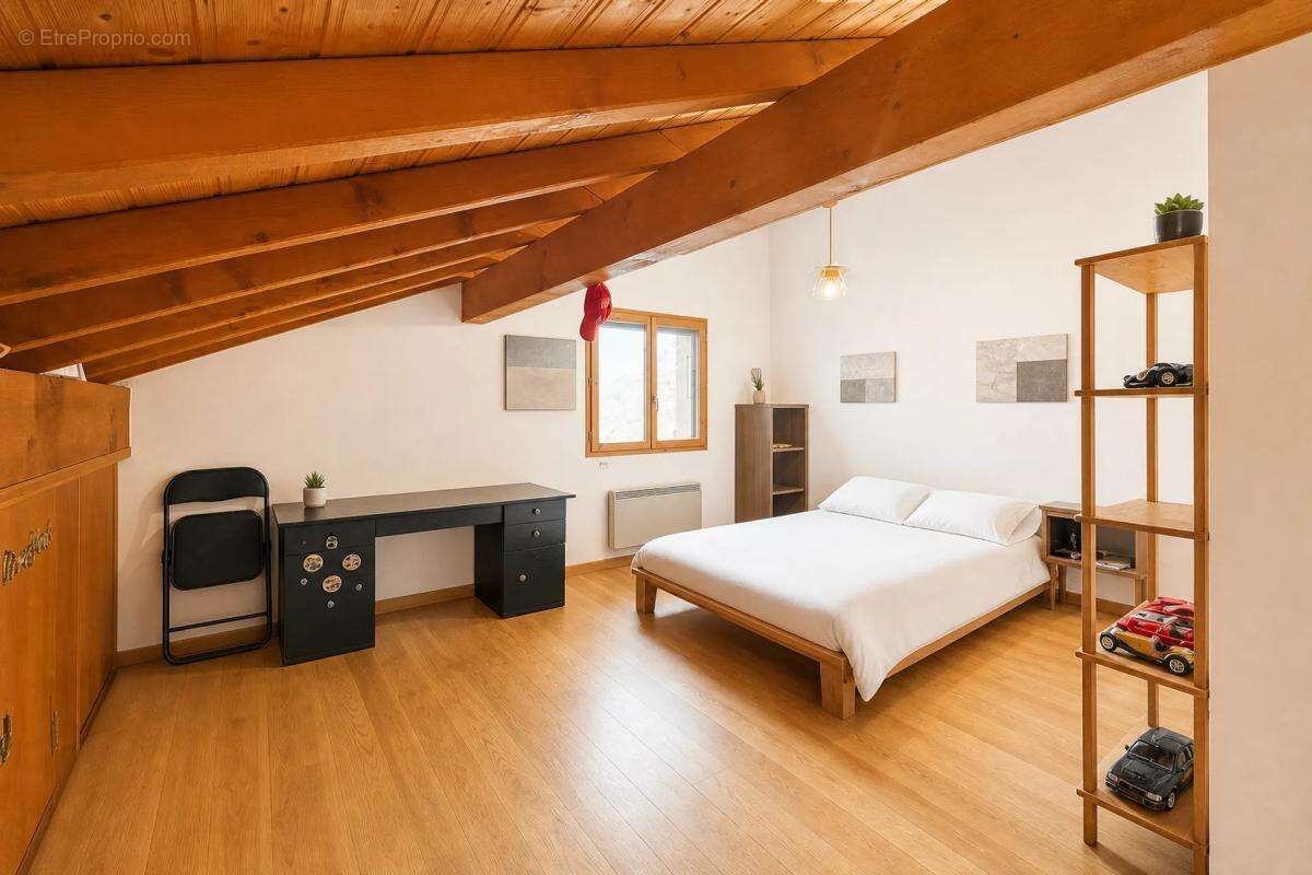 Maison 5 chambres avec piscine et dépendances - Aigueblanche - photo 9