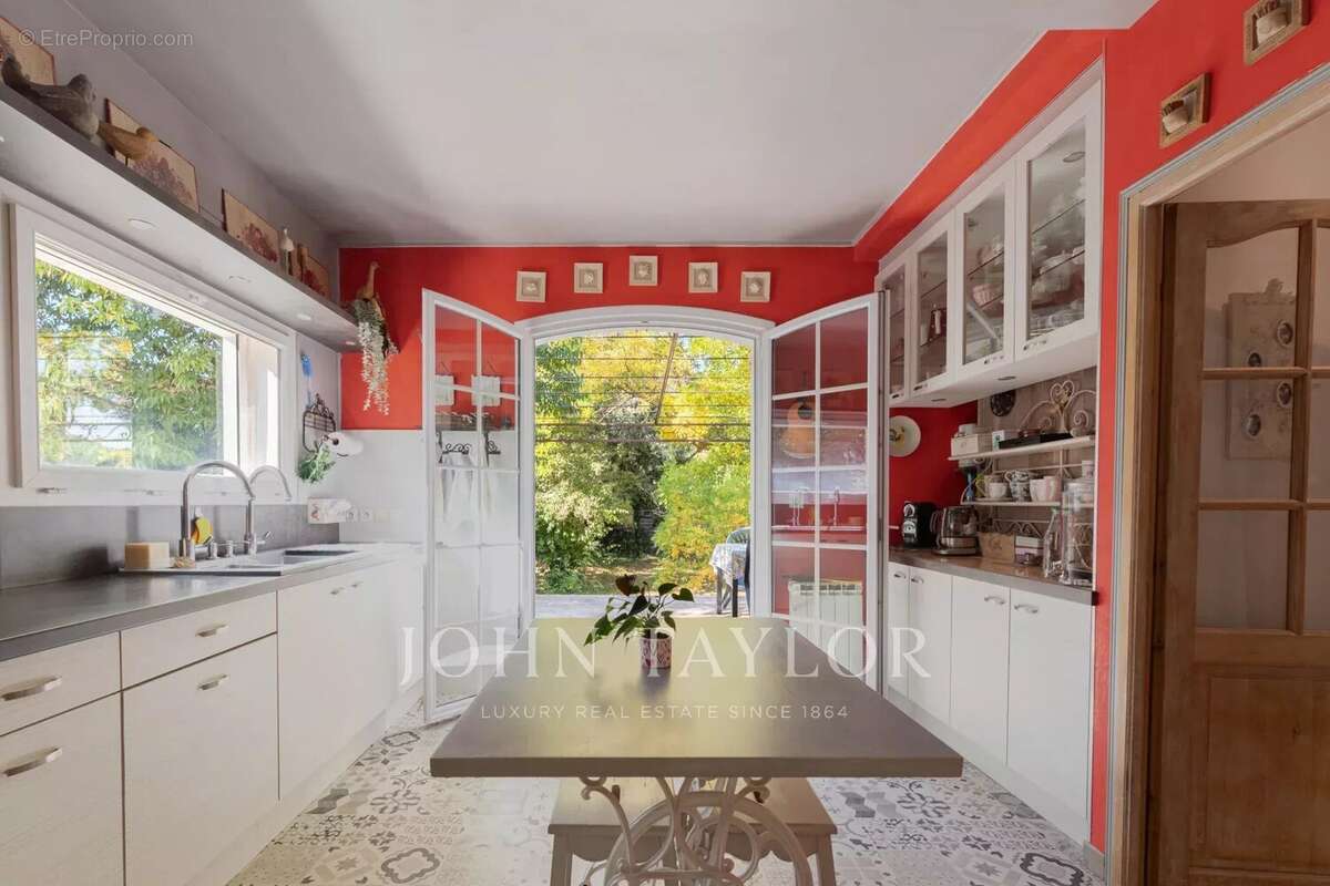 Maison à BOUC-BEL-AIR