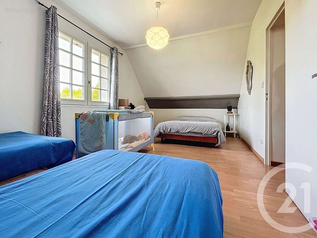 Maison à CORNEVILLE-SUR-RISLE