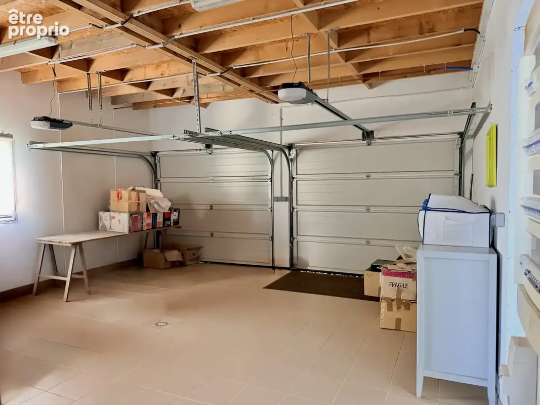 Maison récente de plain-pied 4 chambres sur terrain clos avec grand garage - photo 14