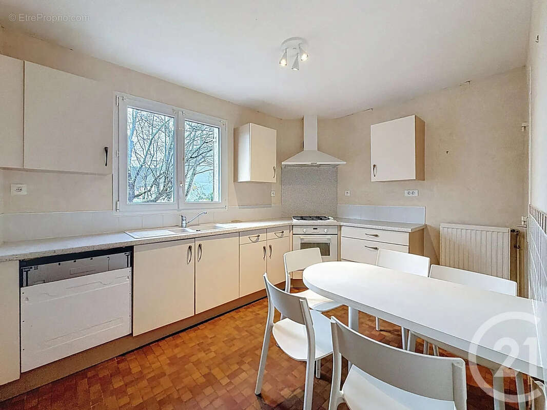 Maison à LA FERTE-SAINT-AUBIN