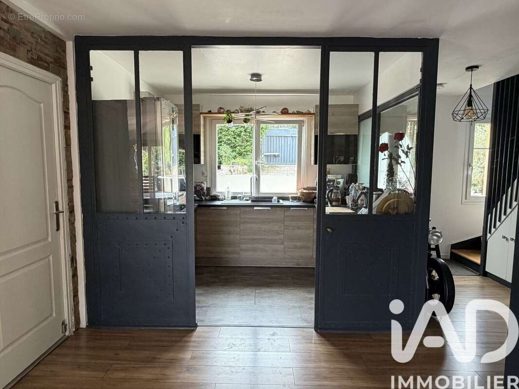 Maison 120 m² à Sainte-Genevieve  - photo 3